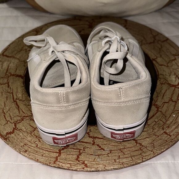 VANS Unisex Women’s 6 Ivory White Suede Leather Skateboard Sneakers - Picture 3 of 8